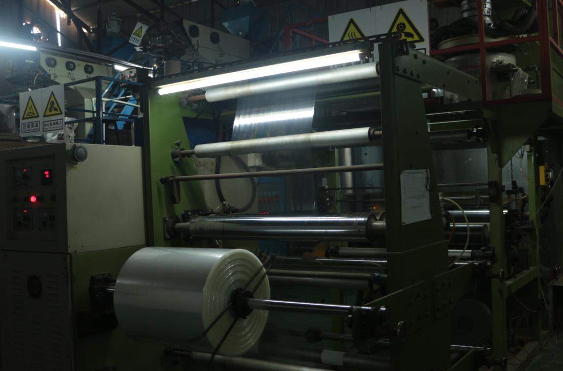 服裝包裝袋吹膜實景